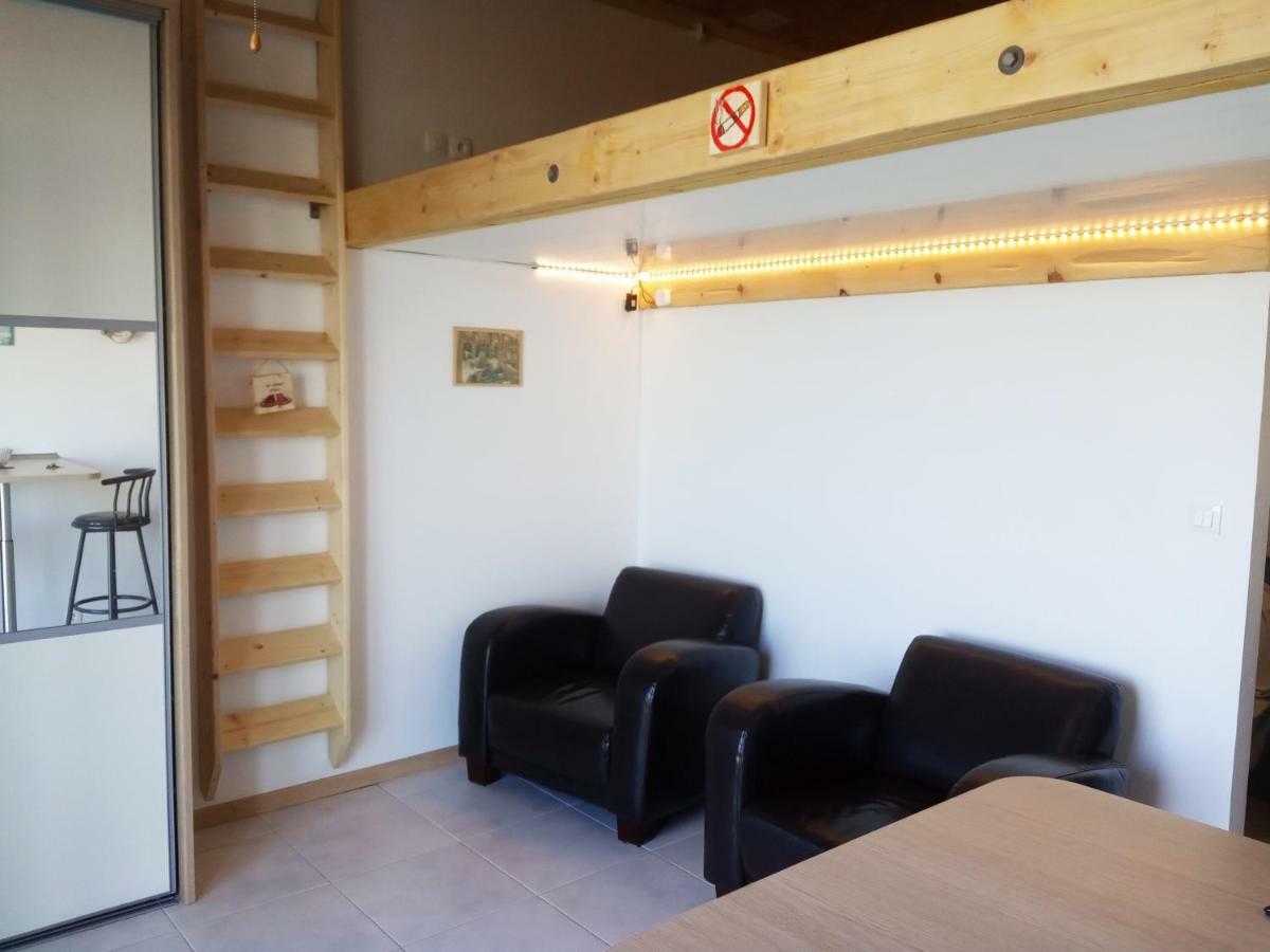L'Essentiel Apartment เอิลท์ ภายนอก รูปภาพ